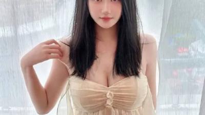面付00后兼职小妹，听话会配合