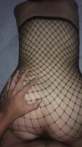 后入深圳网袜母狗人妻，叫声淫荡，细腰美臀