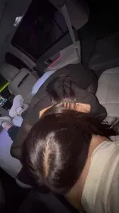 少妇老公出去健身 偷偷跑出来玩车震