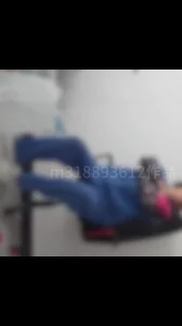  60岁楼道保洁阿姨穿蜘蛛侠情趣内衣，被我调教最后内射