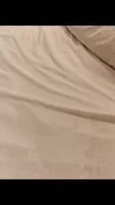 喷水少妇在家吃不饱，老公只要游戏不做爱
