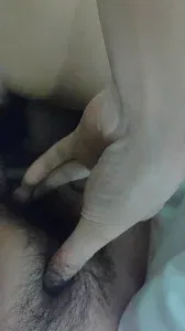 老婆最喜欢的边草边摸