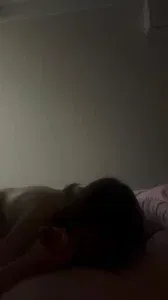 唐山骚逼媳妇儿，小穴超级嫩，有没有喜欢舔逼的