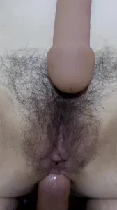  骚妻两穴插入调教成功